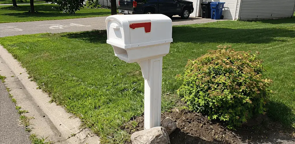 Mailbox installation for a residential curbside mailbox in Oklahoma City, OK